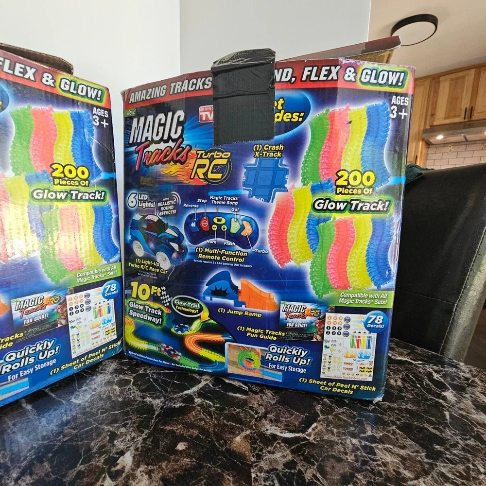 Magic Tracks Turbo RC Glow Track Set 200 Pieces 10Ft Speedway with Remote Car